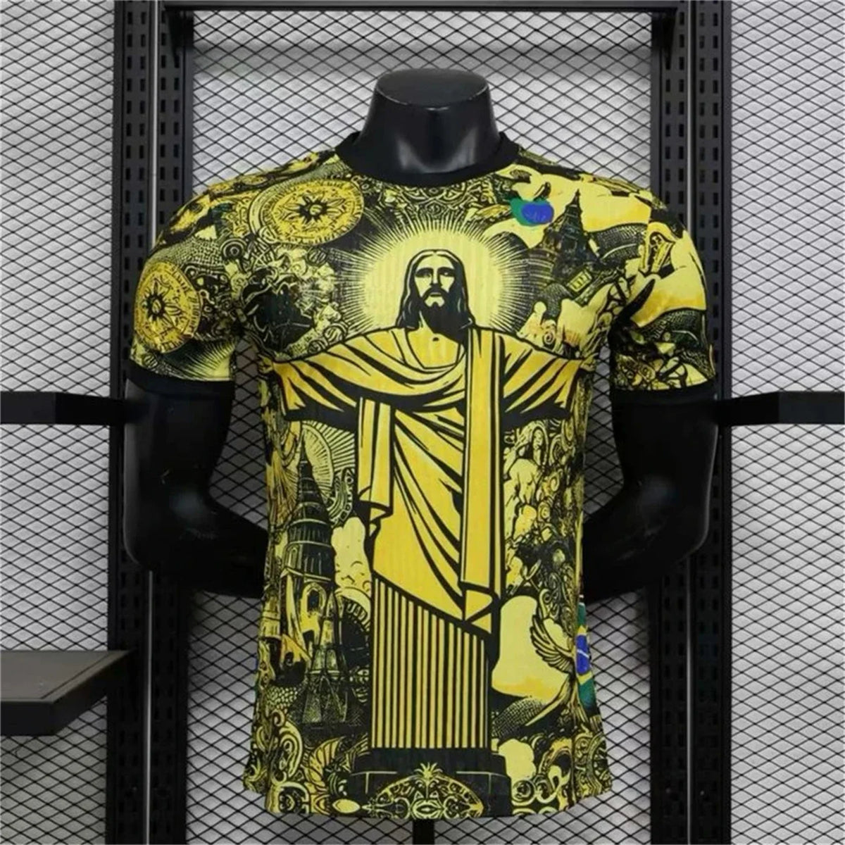 Polyester Football Training Jersey With Quick Dry Technology For Athletes