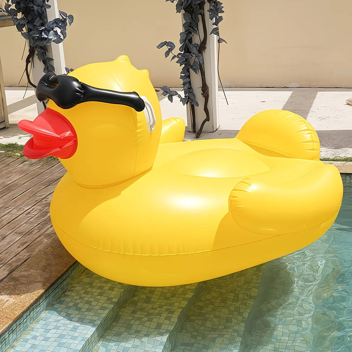 Heavy Duty Anti Rollover Inflatable Yellow Duck Pool Float For Adults