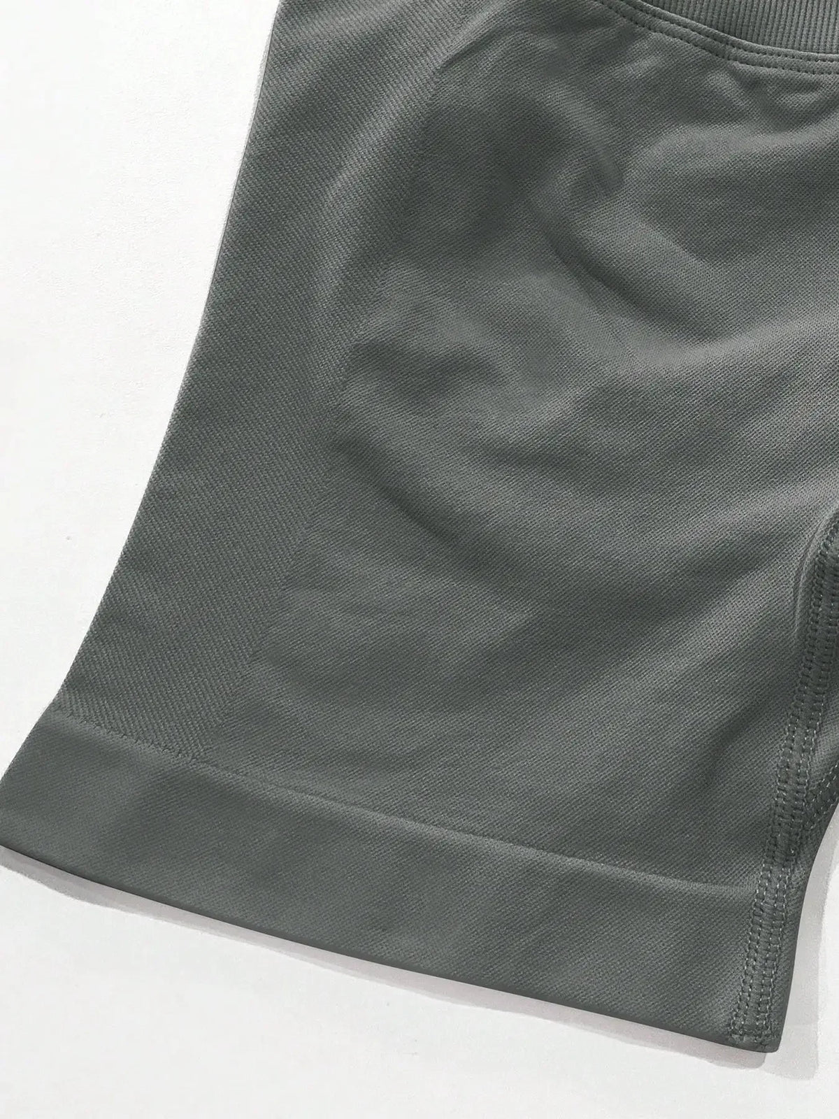 Women's Seamless Butt Lifting Athletic Gym Polyester Shorts