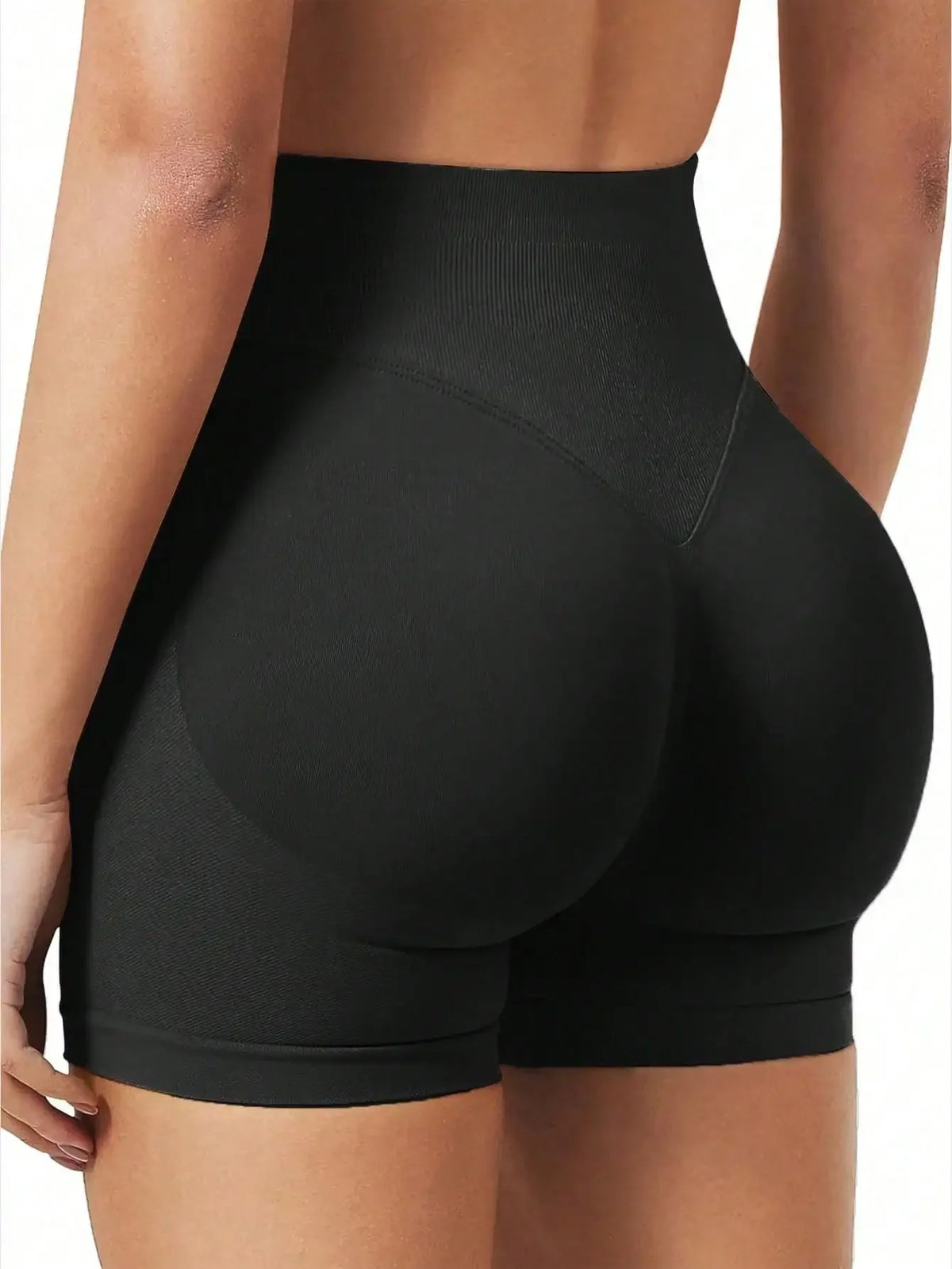 Women's Seamless Butt Lifting Athletic Gym Polyester Shorts